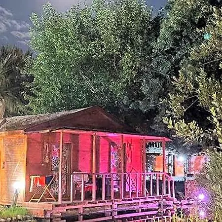 Otantik Tas Ev Otel